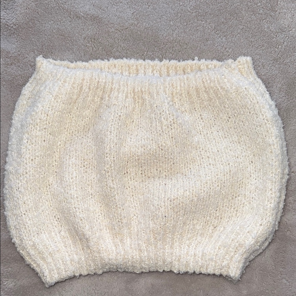 Nektar de Stagni Cream Crop Top with Ribbed Texture